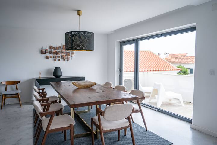 Ericeira Ocean View Villa gallery image 5