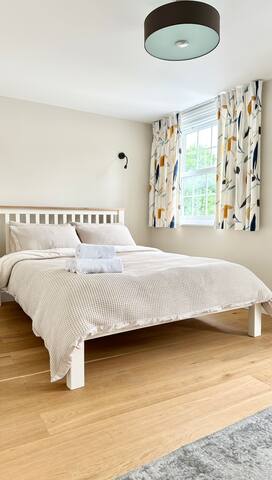 Most Central Location in London gallery image 3