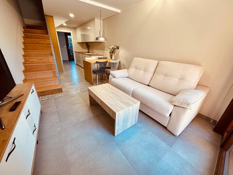 Successful Airbnb property: Casa a xanela azul Vut-OR- 0001270 in Ourense