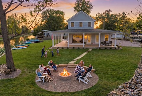 New Lakefront Retreat w/ Pool and Boat Dock