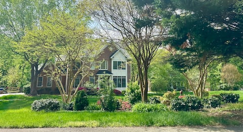 Luxurious house 25 min to DC