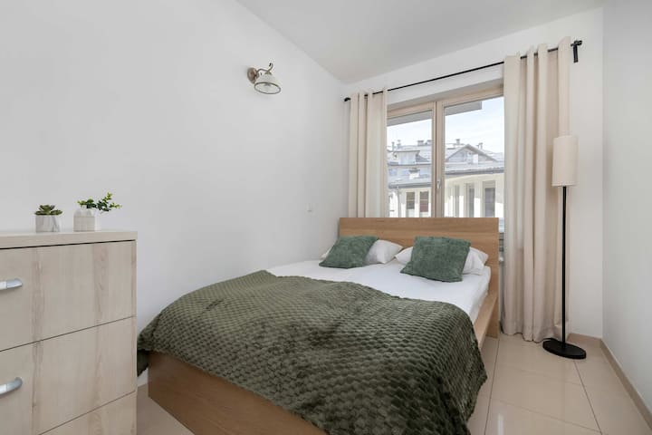 Spacious Apartment | 3 Bedrooms, Pool, Parking. - Zakopane