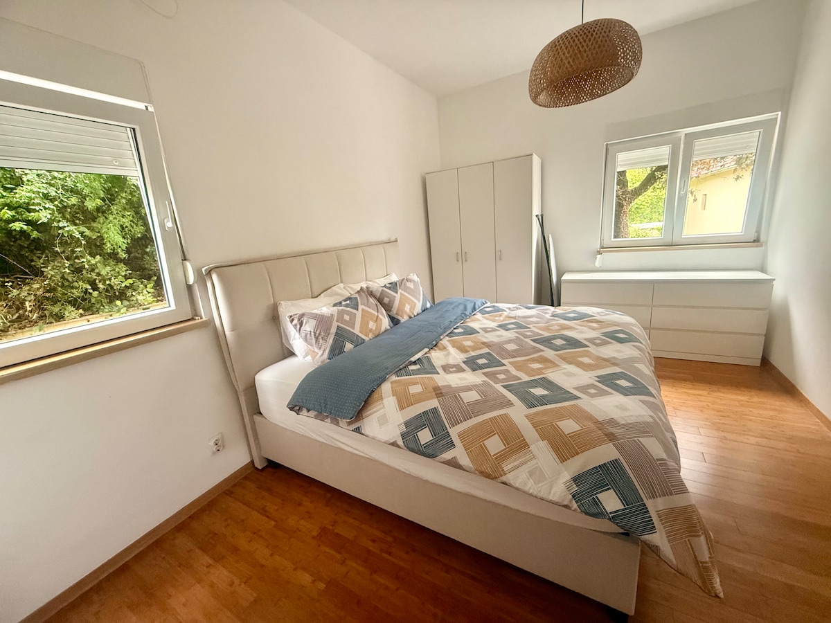 غرفة النوم 1