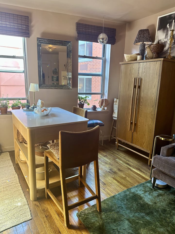 Curated 1br Noho/ev · Comfortable For Longer Stays - Manhattan, NY