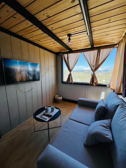 A little house one block from the lake