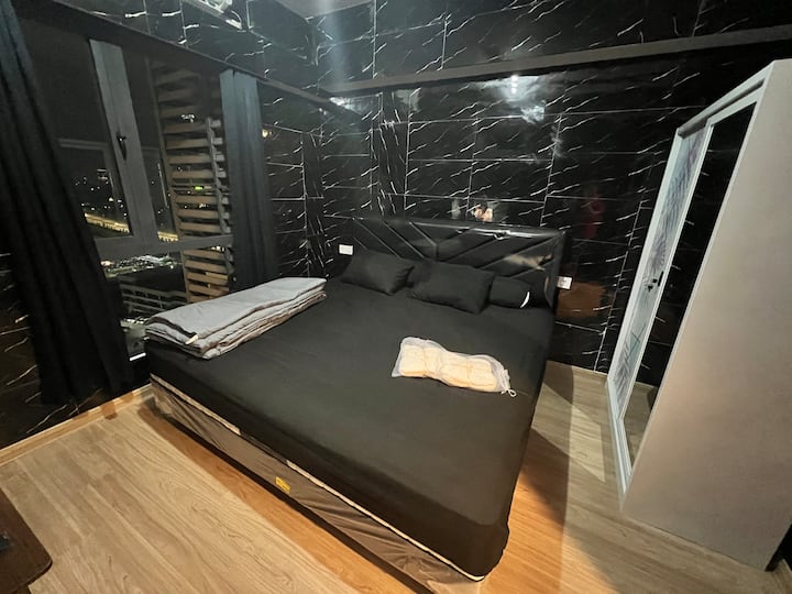 Super King Mattress Size ( 200x200 )
Pillows & Rollers ( 2 Sets )
There is an Iron Cabinet & a safe Inside !