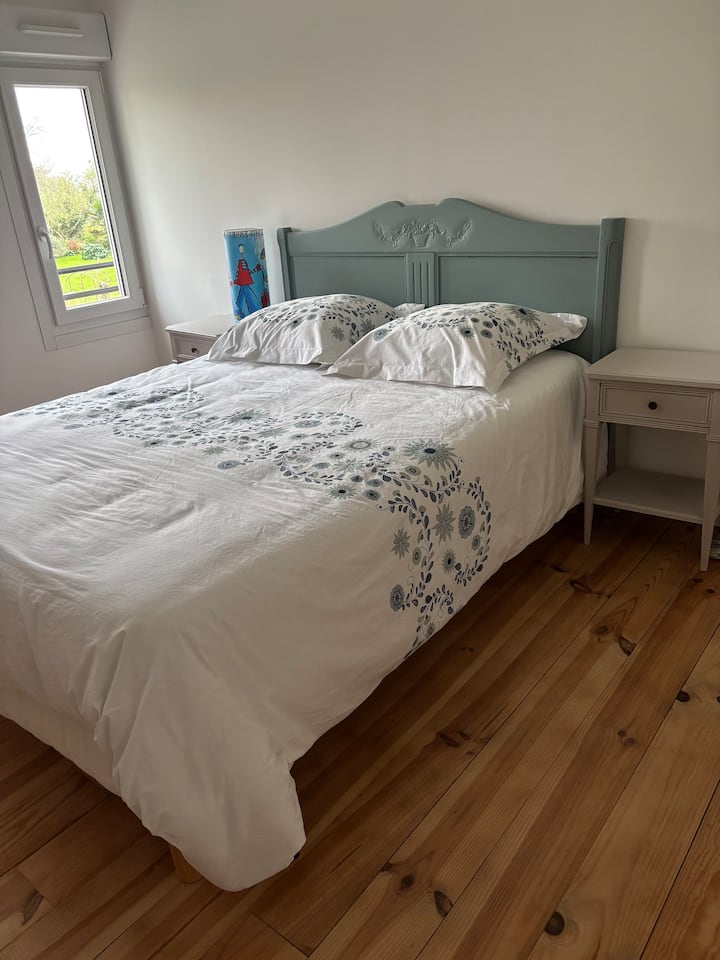 საძინებელი 2