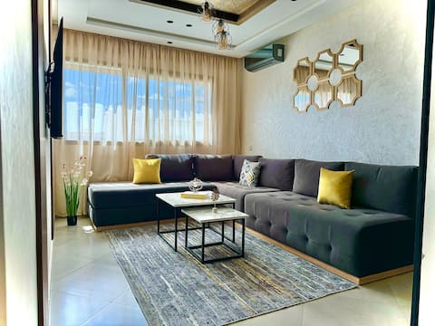 New Comfortable Apartment with Netflix & IPTV