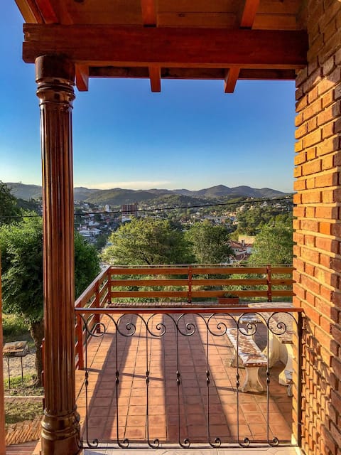 Privileged mountain view, swimming pool and games