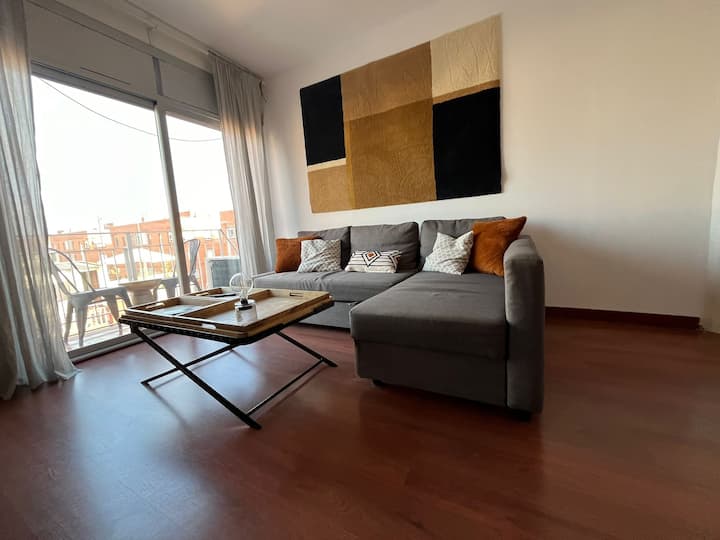 Deu Apartment Near Beach And Not Far Center - Sant Adrià de Besòs