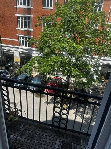 Elegant og rummelig oase i hjerte af København gallery image 2