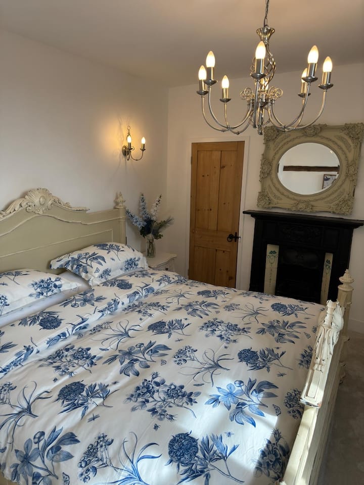 This bedroom is reachable through bedroom one. We have a screen available if required. 