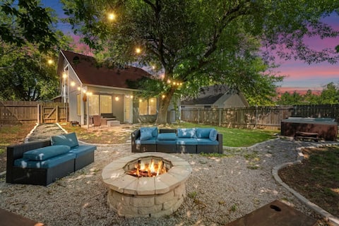 North Austin Retreat|HotTub|Fire Pit