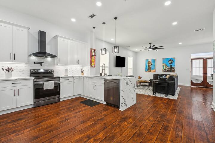 Crescent City Oasis(Near Downtown/Super dome!) gallery image 4