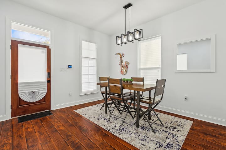 Crescent City Oasis(Near Downtown/Super dome!) gallery image 2