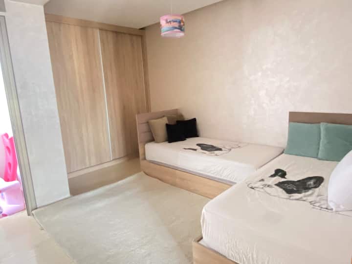 საძინებელი 1