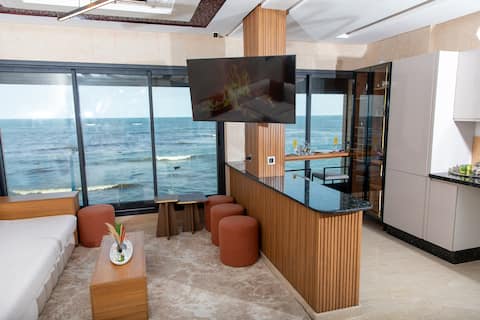 Host's dream – The Blue Refuge in the Heart of the Ocean