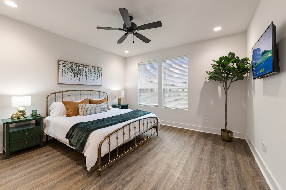 Ლუქს-კლასის საწოლი, რომელიც სიმშვიდის შეგრძნებას შეგიქმნით 