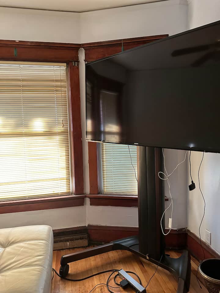 Cozy Home - Wauwatosa, WI