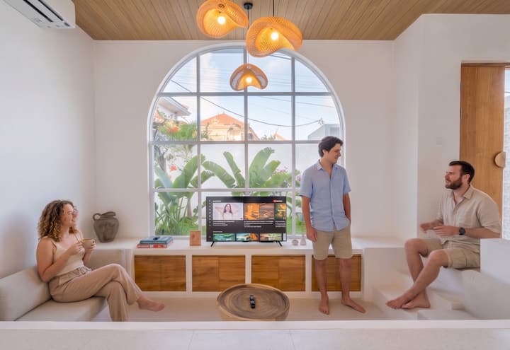 Family-friendly Villa: Poolside Comfort In Ungasan - Jimbaran