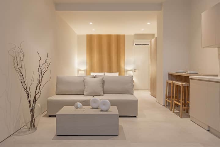 | Earthy Haven | Minimalist Luxury Studio &Hot Tub - Faliraki