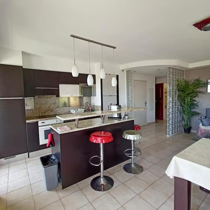 Appartement Vue Mer - Résidence De Standing - Saint-Laurent-du-Var