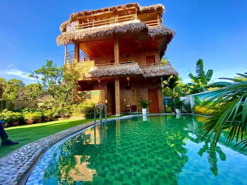 Hang Mua Bamboo Homestay