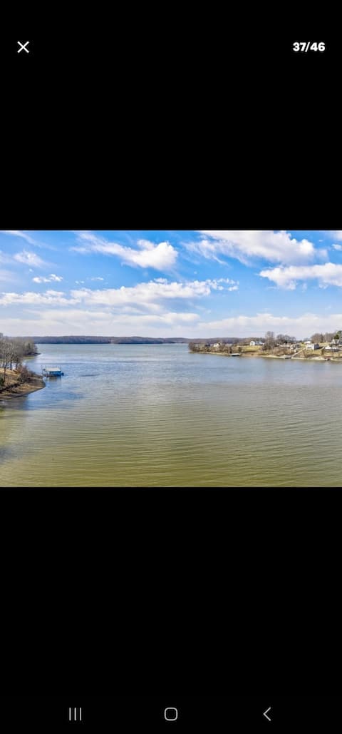 Lakeview Living @ Lighthouse Bay