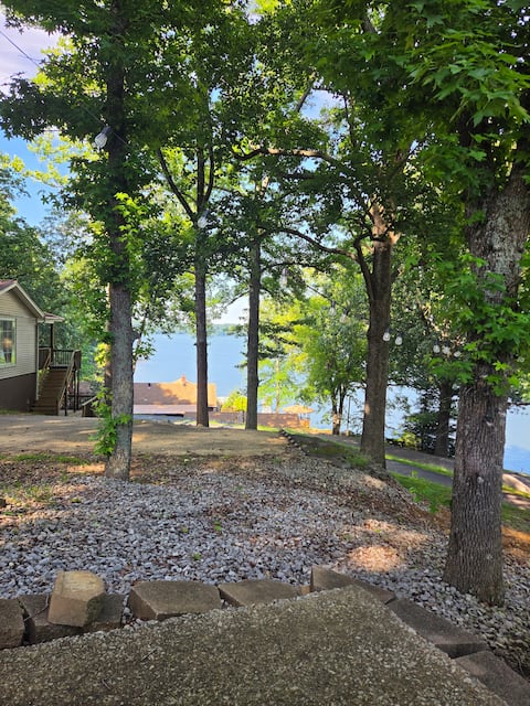 Lakeview Living @ Lighthouse Bay