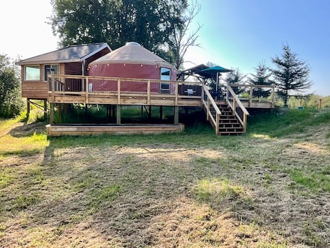 Batwing Cabin & Yurt On Columbia River