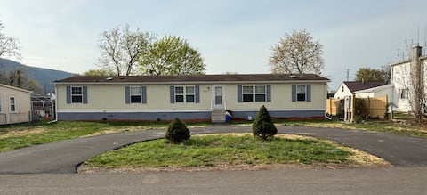 Close to Corning, Watkins Glen, and Ithaca
