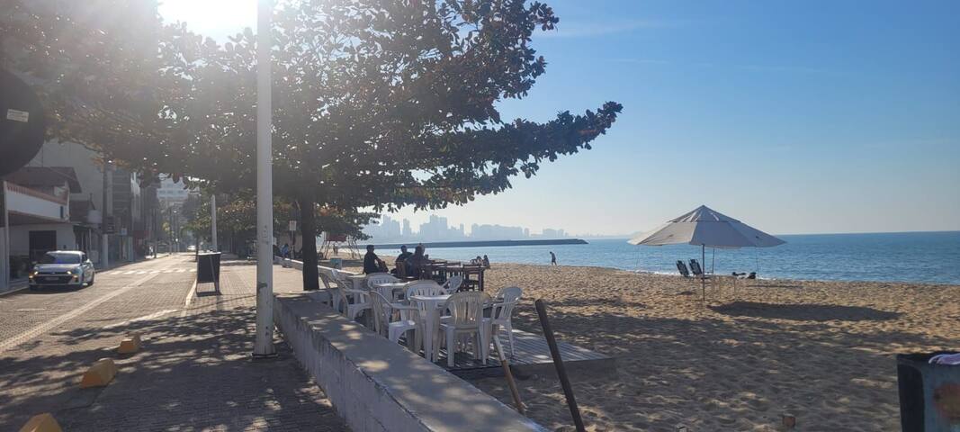 Entire home with 3 bedrooms in Balneário Piçarras - Apartamento 70m da praia