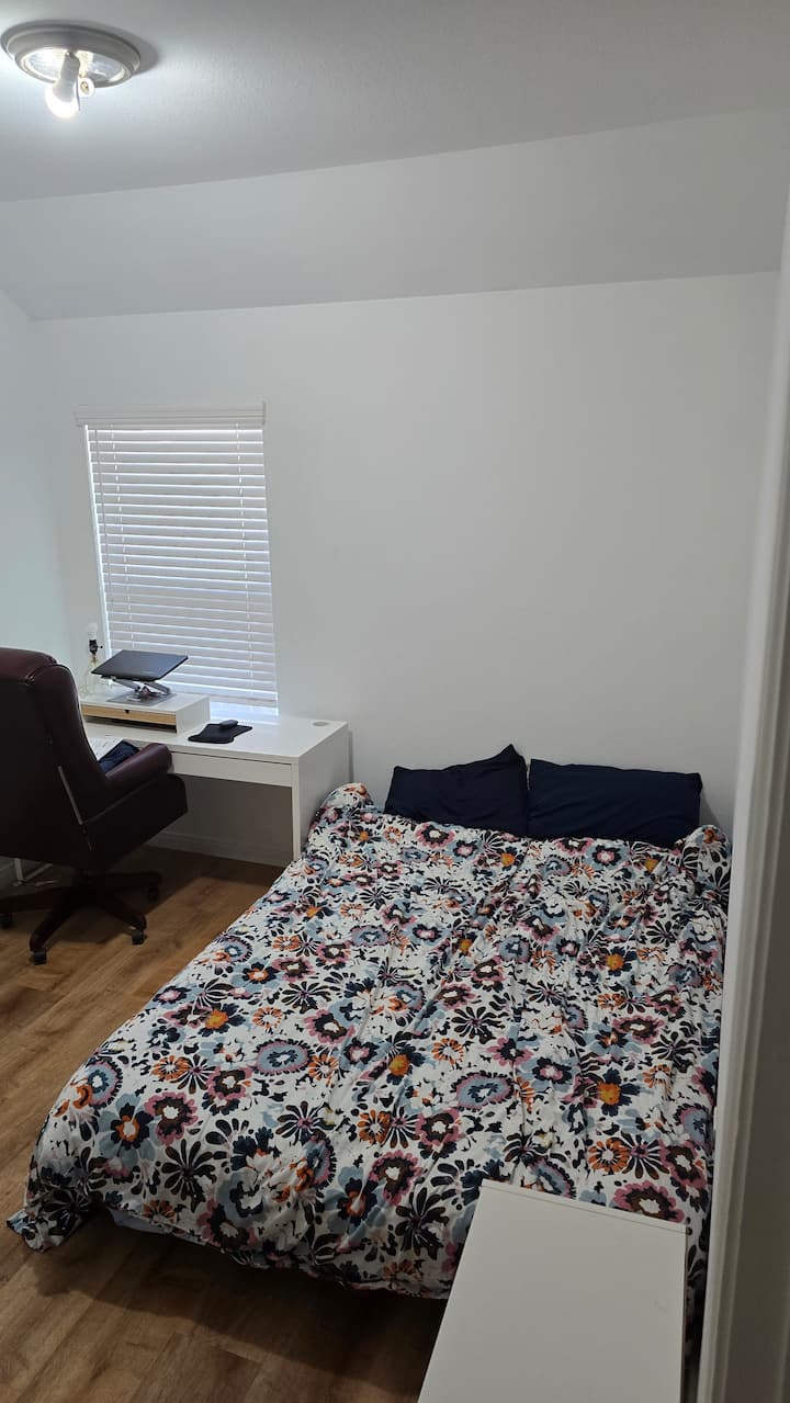 საძინებელი 1