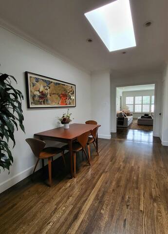 Venice Beach Charm, near Abbott Kinney &The Canals gallery image 4