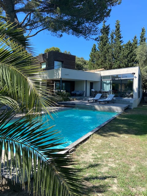 Villa Panorama. Quiet at the gates of Avignon.