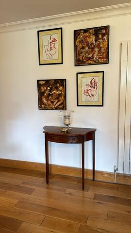 Luxury 3 Bed 2 Bathroom Edgware rd/ Paddington gallery image 5