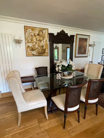 Luxury 3 Bed 2 Bathroom Edgware rd/ Paddington gallery image 2