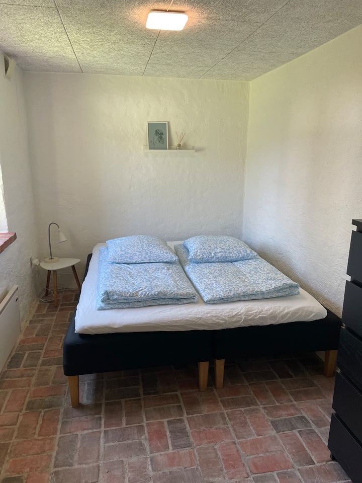 Dhomë gjumi 1