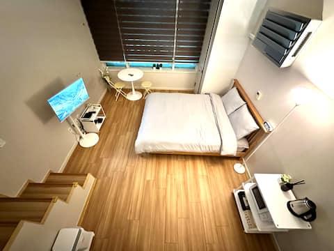 (Modern & Cozy) Vacation Station 30 seconds on foot/Super station area/Business trip welcome/Clean&White/Netflix