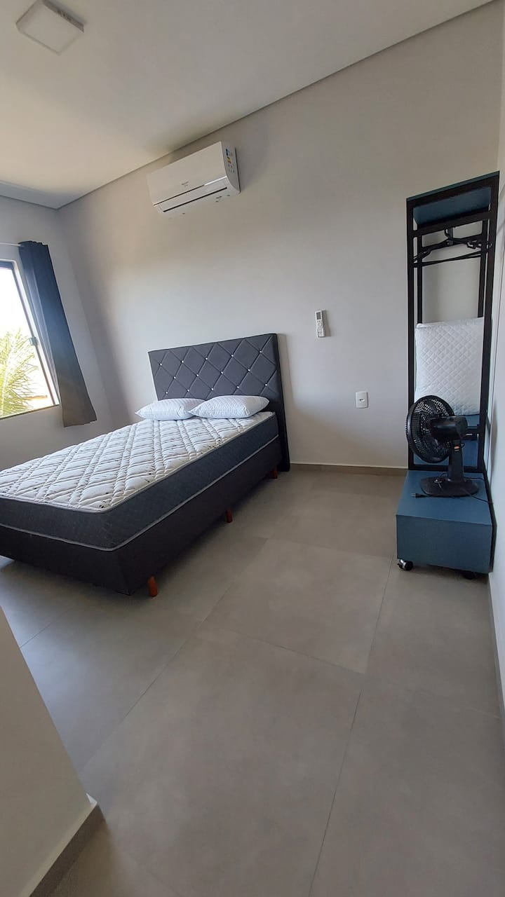 საძინებელი 1