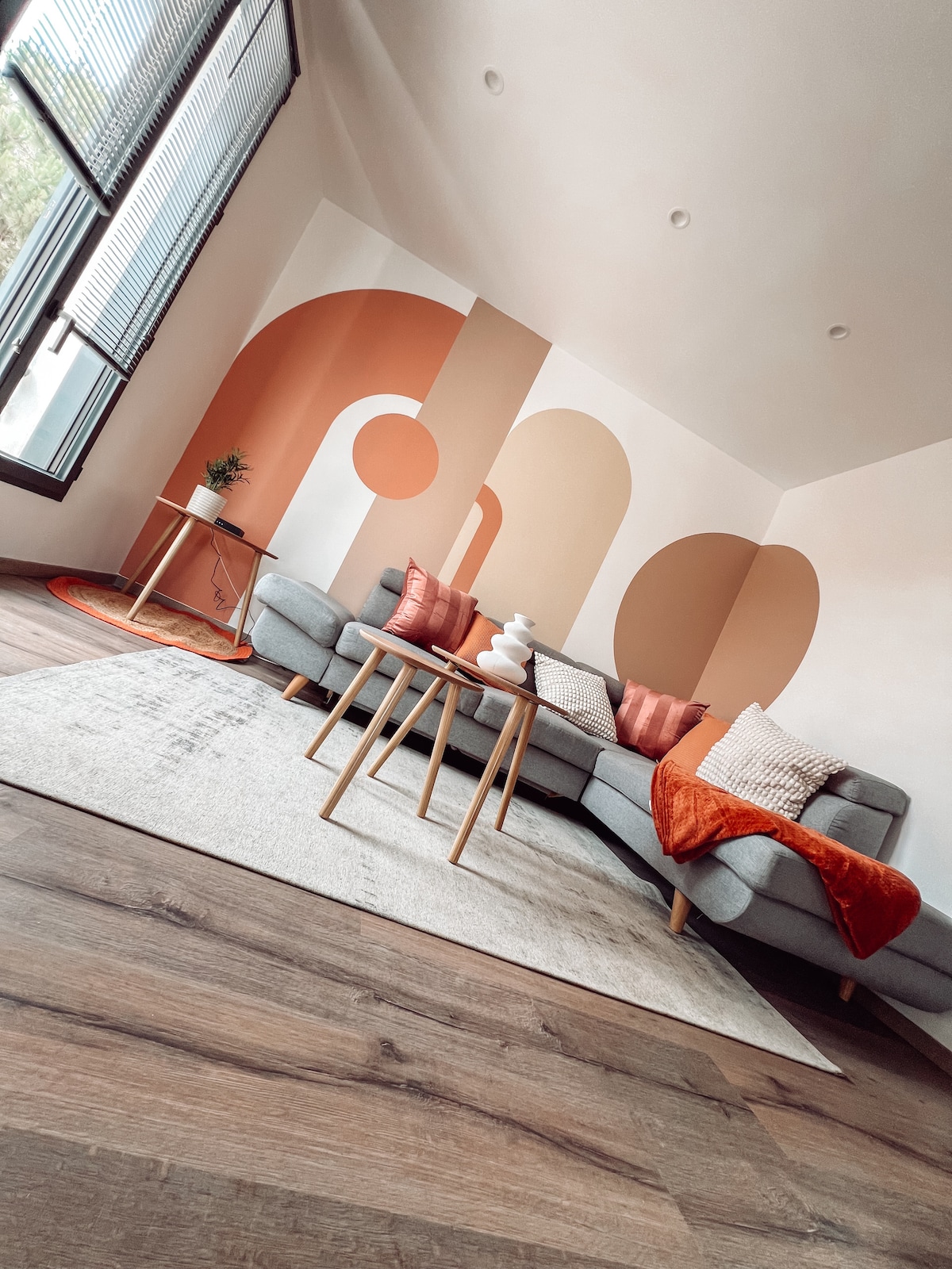 Annuncio Airbnb popolare: Duplex in the center * * * private pool - garage a Bergerac