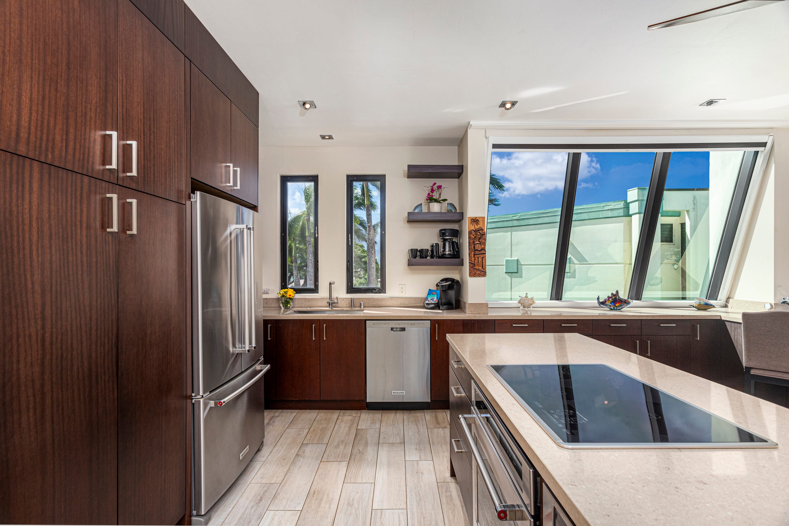 Premiere Puu Poa 407 - Penthouse - AC -Oceanfront - Image 8