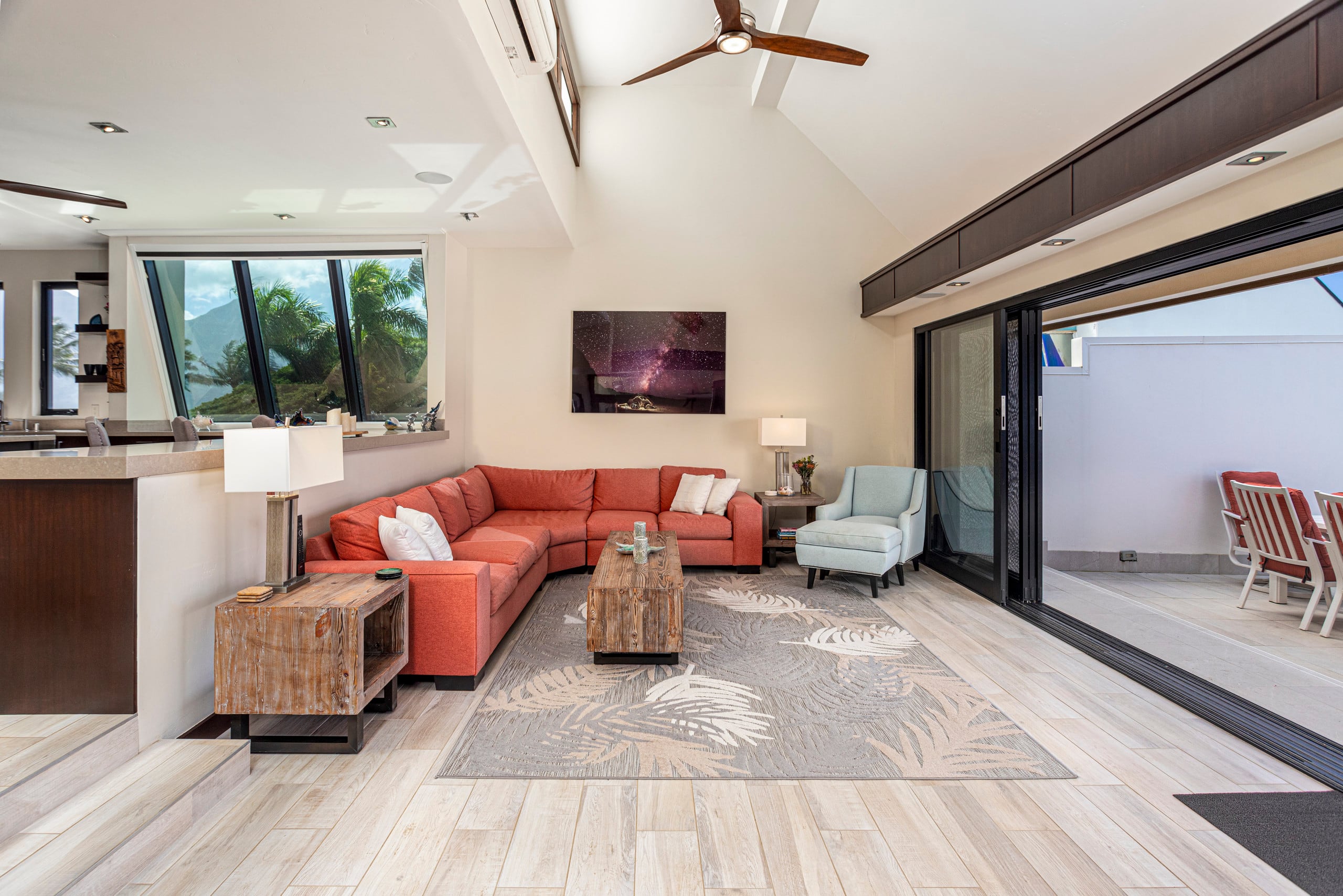 Premiere Puu Poa 407 - Penthouse - AC -Oceanfront - Image 2