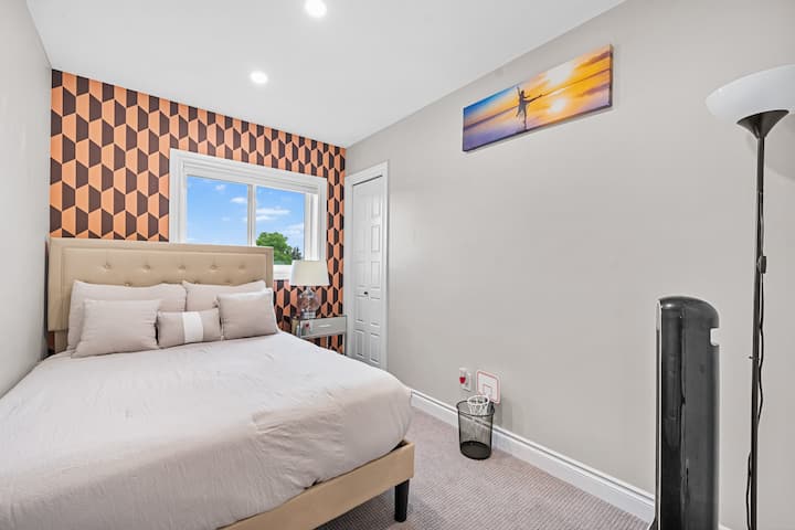 Welcome to the Venice bedroom at Casa Ladrillo, where timeless elegance meets romantic charm. Enjoy a plush bed and enchanting decor. Let the ambiance transport you to the canals of Italy's most romantic city.