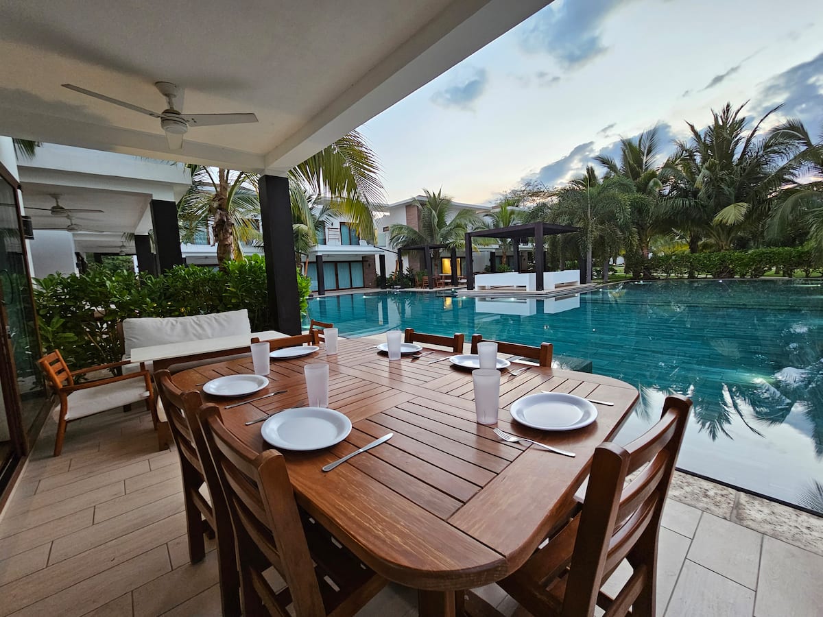 Villa La Mar G4: villa con piscina en el condominio La Mar, Monterrico