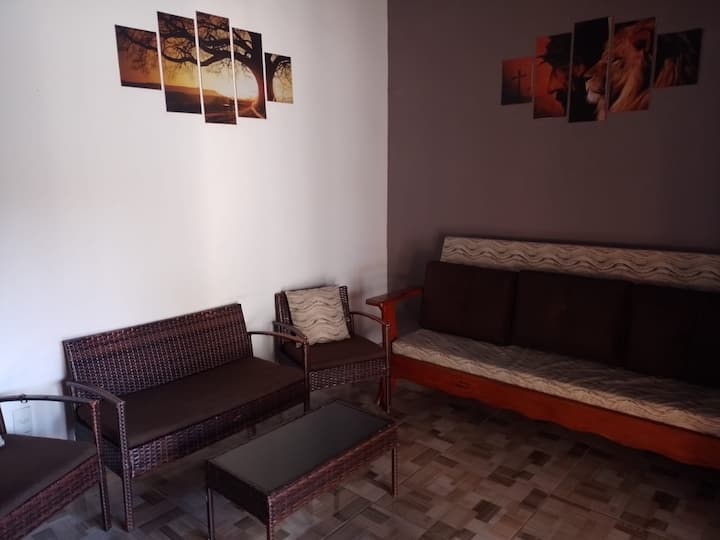 Dhoma e ndenjjes
