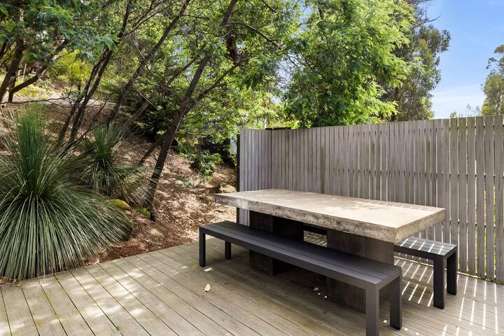 WYE UP – amongst the treetops gallery image 4