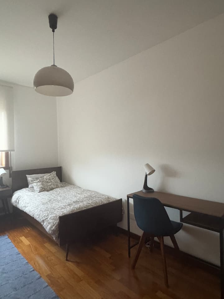 غرفة النوم 2