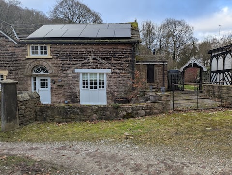 Roman Lodge Retreat