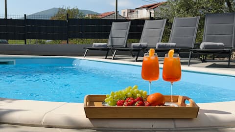 Moonlight Luxury Apartment with Private Pool